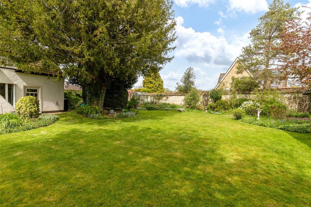 Property photo 2 of 15 Picture No. 07