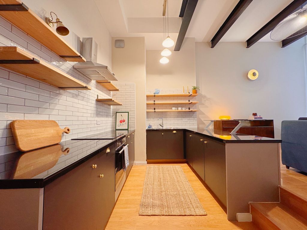 Property photo 3 of 16 Photo #3