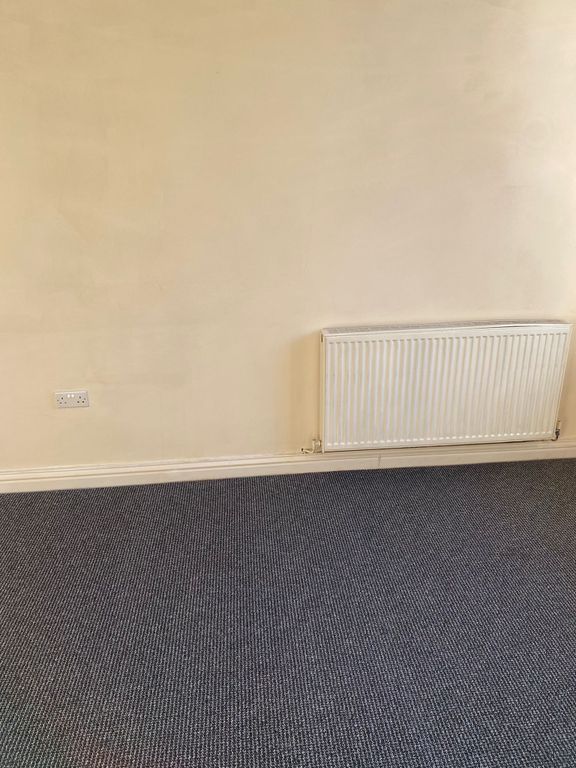 Property photo 3 of 26
