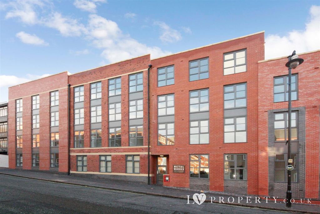 Property photo 1 of 9 Property Photo