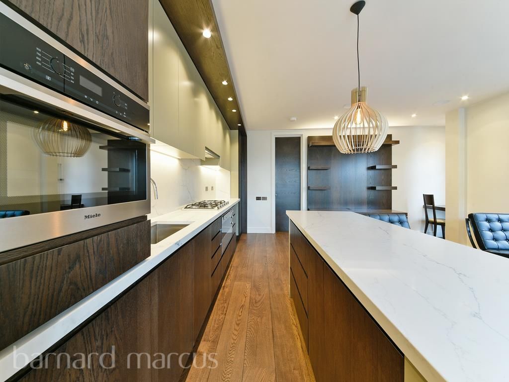 Property photo 2 of 12 Kitchen