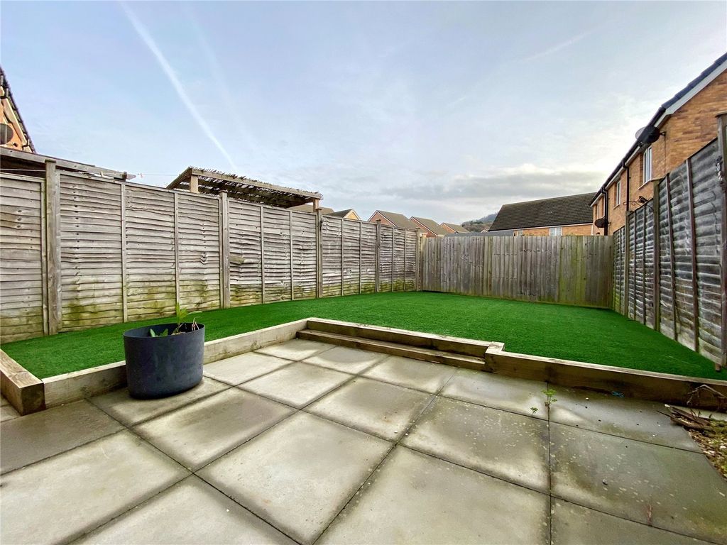 Property photo 2 of 10 Picture No. 14
