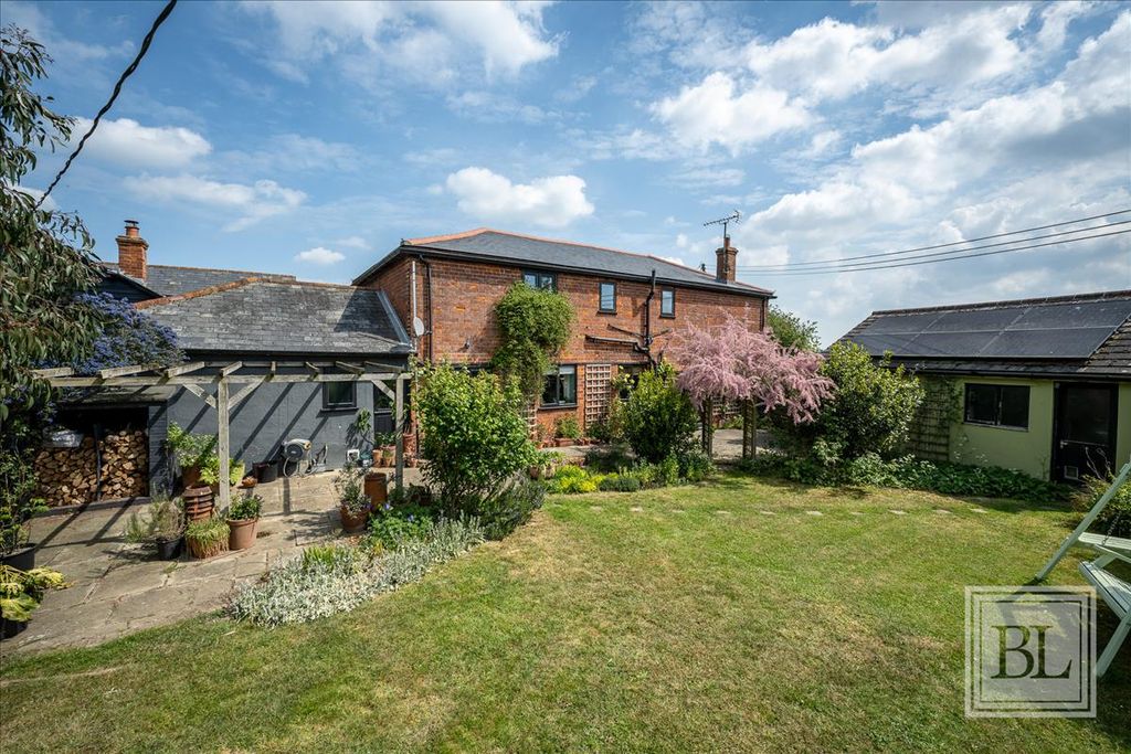 Property photo 1 of 31