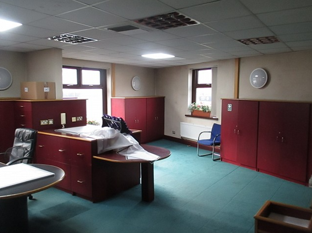 Property photo 3 of 6