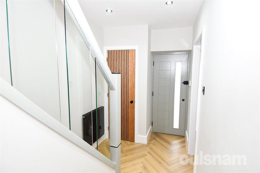 Property photo 3 of 29 Picture No. 07