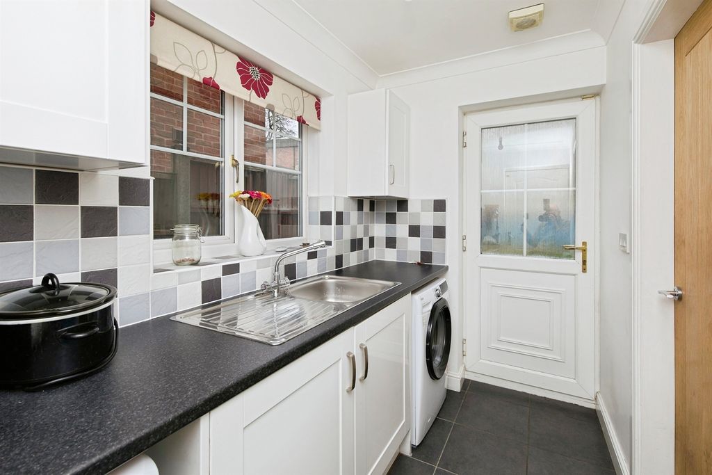 Additional image 8 of 4 bed detached house for saleCastle Court, Heanor DE75