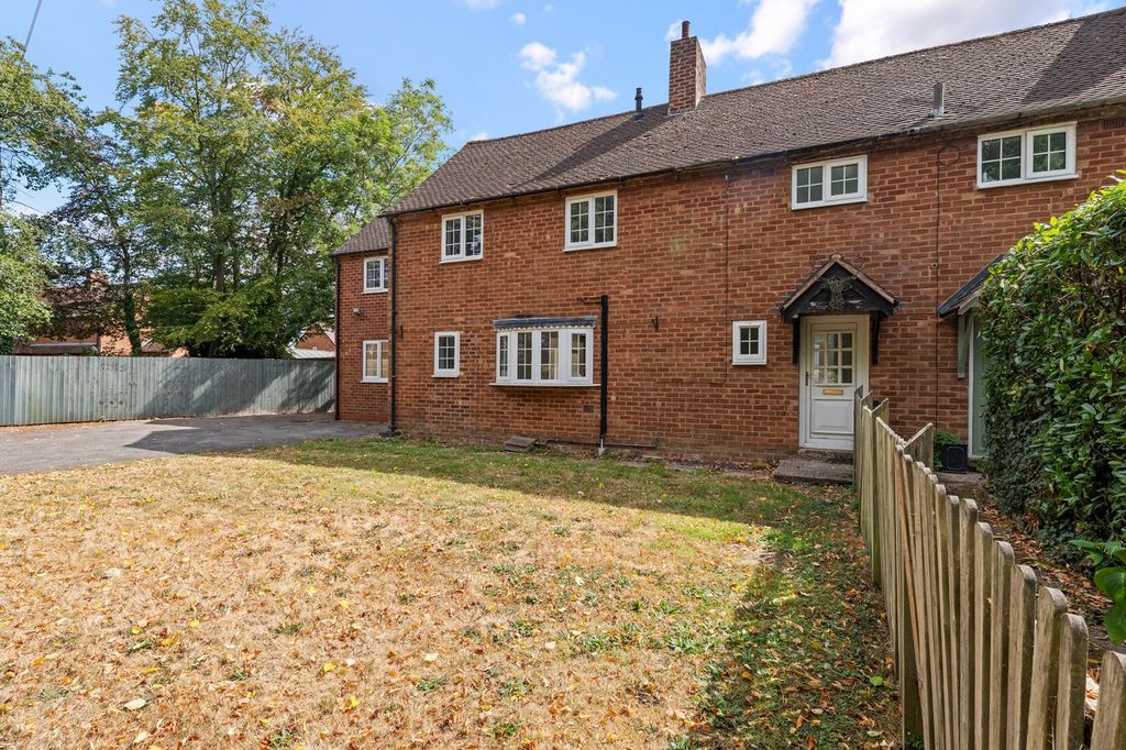Property photo 1 of 28