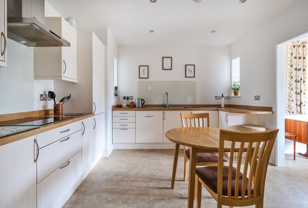 Property photo 1 of 23 1191493 (5).Jpg