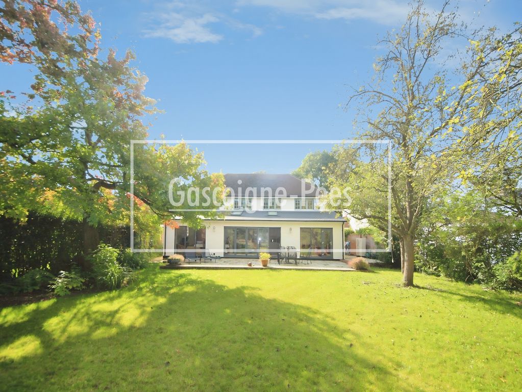 Property photo 1 of 20