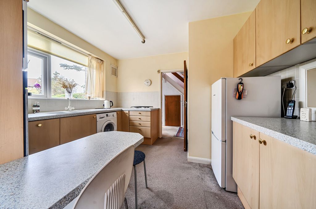 Property photo 3 of 21 1429398-19-69B41E...