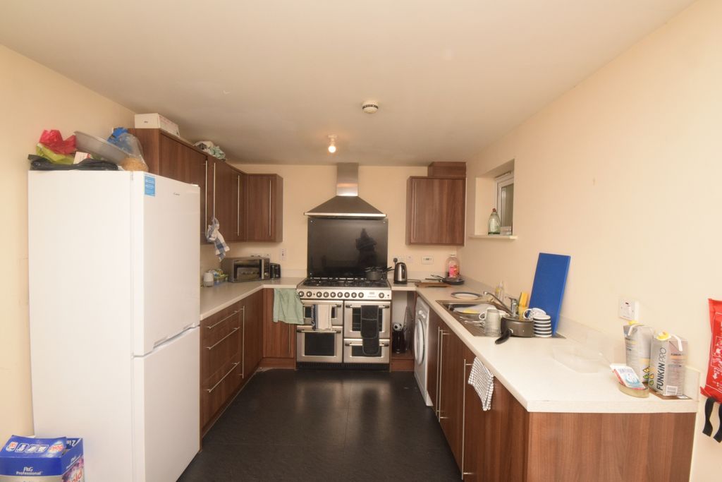 Property photo 3 of 13 Photo 11