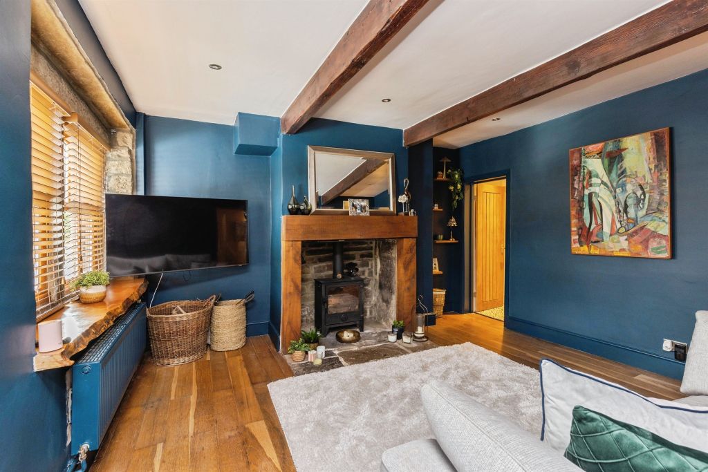 Property photo 2 of 19