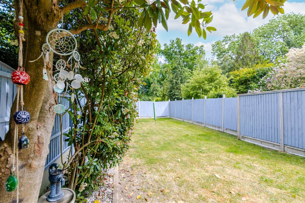 Additional image 18 of 3 bed maisonette for saleEastcote Road, Pinner HA5