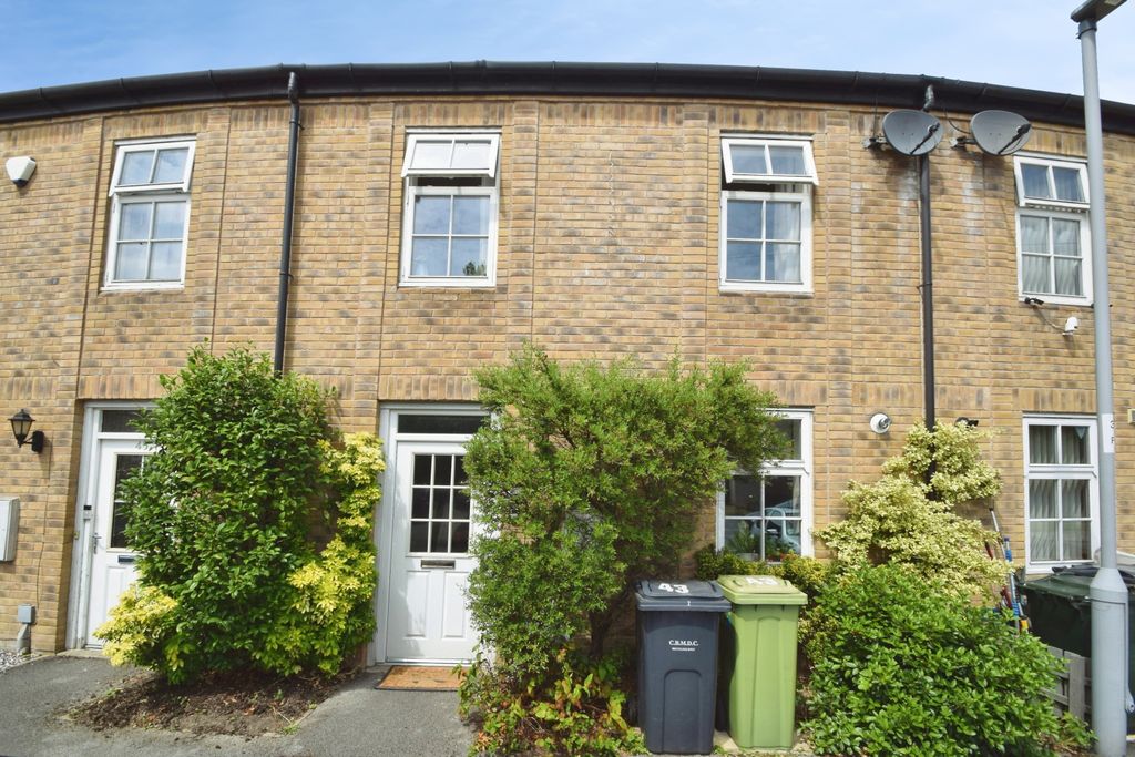 Property photo 1 of 16