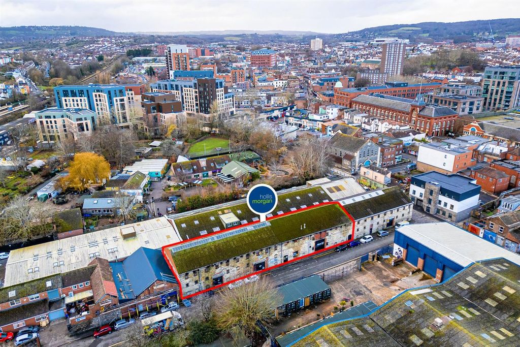 Property photo 1 of 32 Fiddlers Club, Willway Street Bedminster, Bristol,