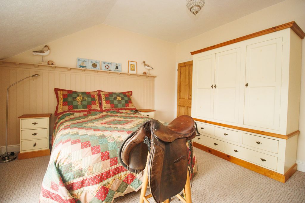 Additional image 16 of 4 bed terraced house for saleWest Avenue, Filey YO14