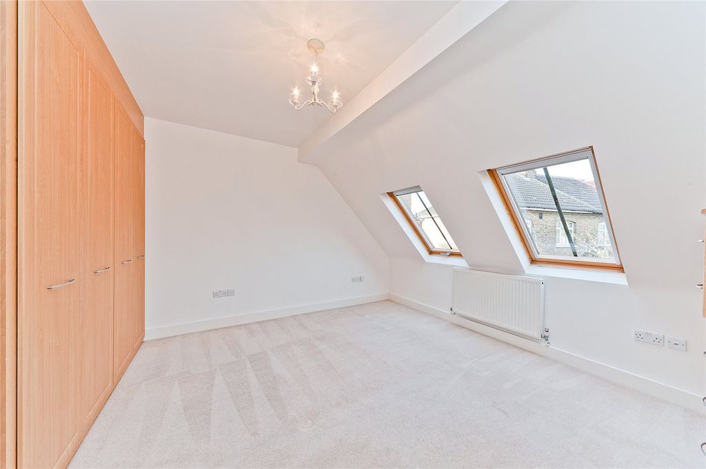 Property photo 3 of 4 Picture No. 01