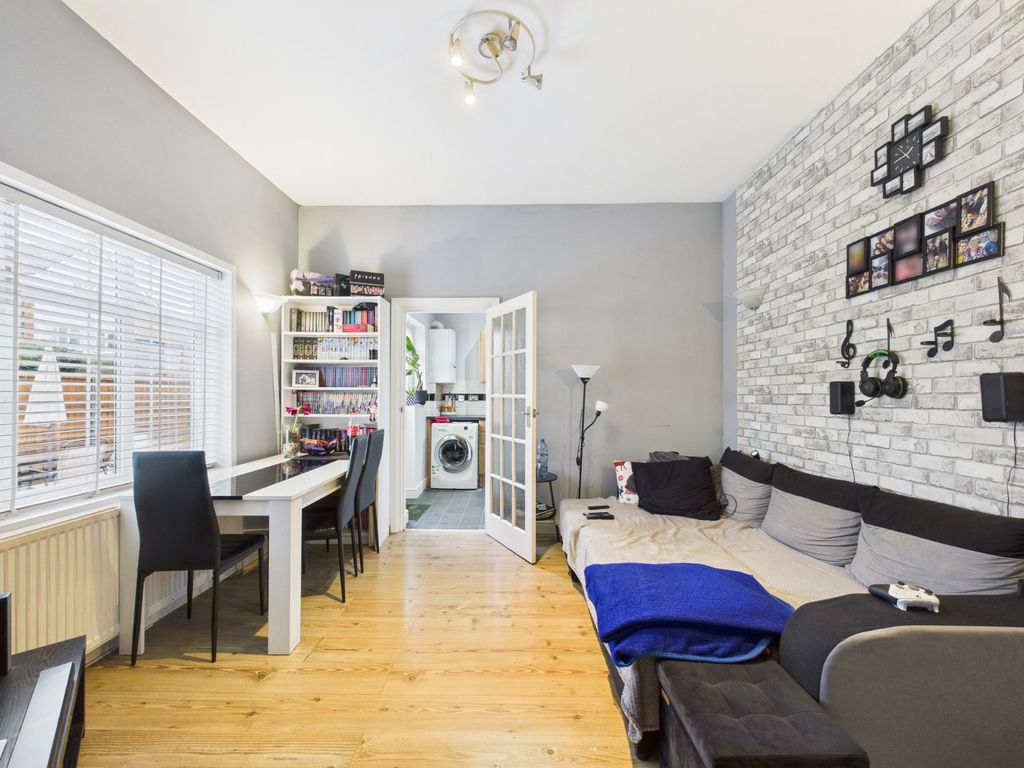 Property photo 2 of 7 Picture No. 08