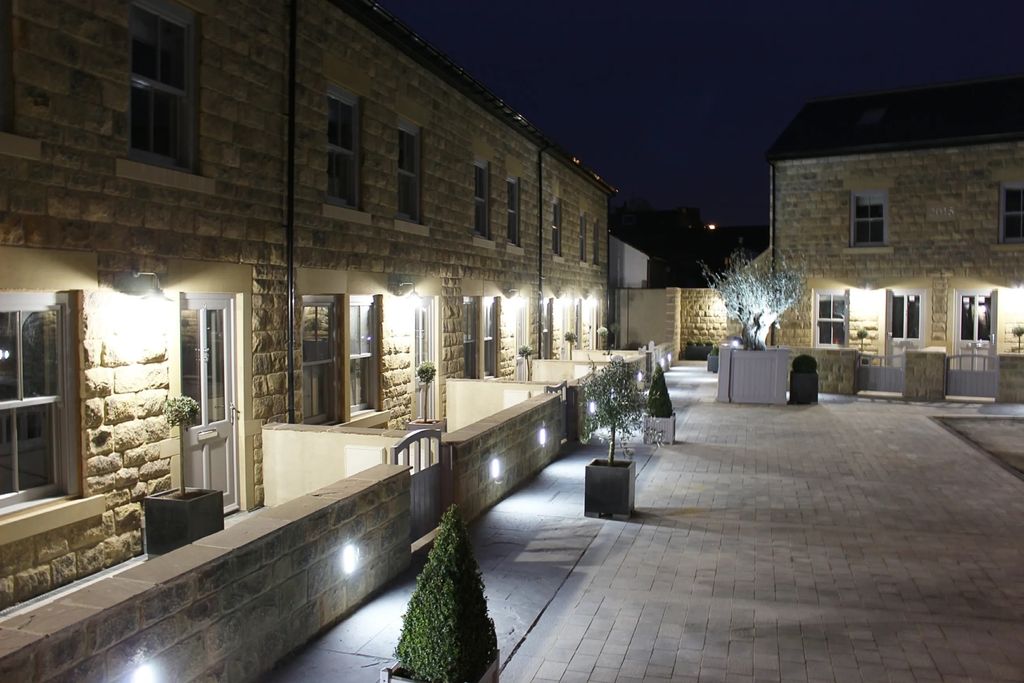 Property photo 3 of 8 External Night2