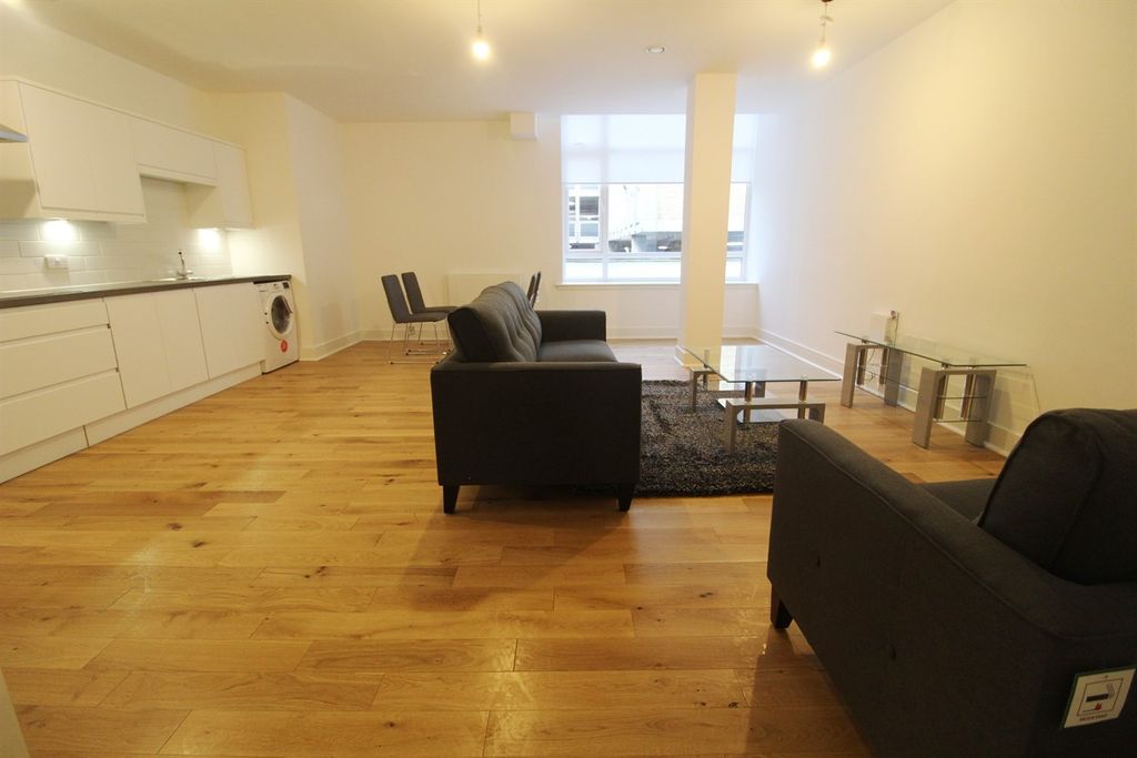 Property photo 2 of 7 Living Room