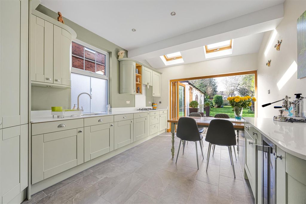 Property photo 3 of 32 41_74054.Jpg