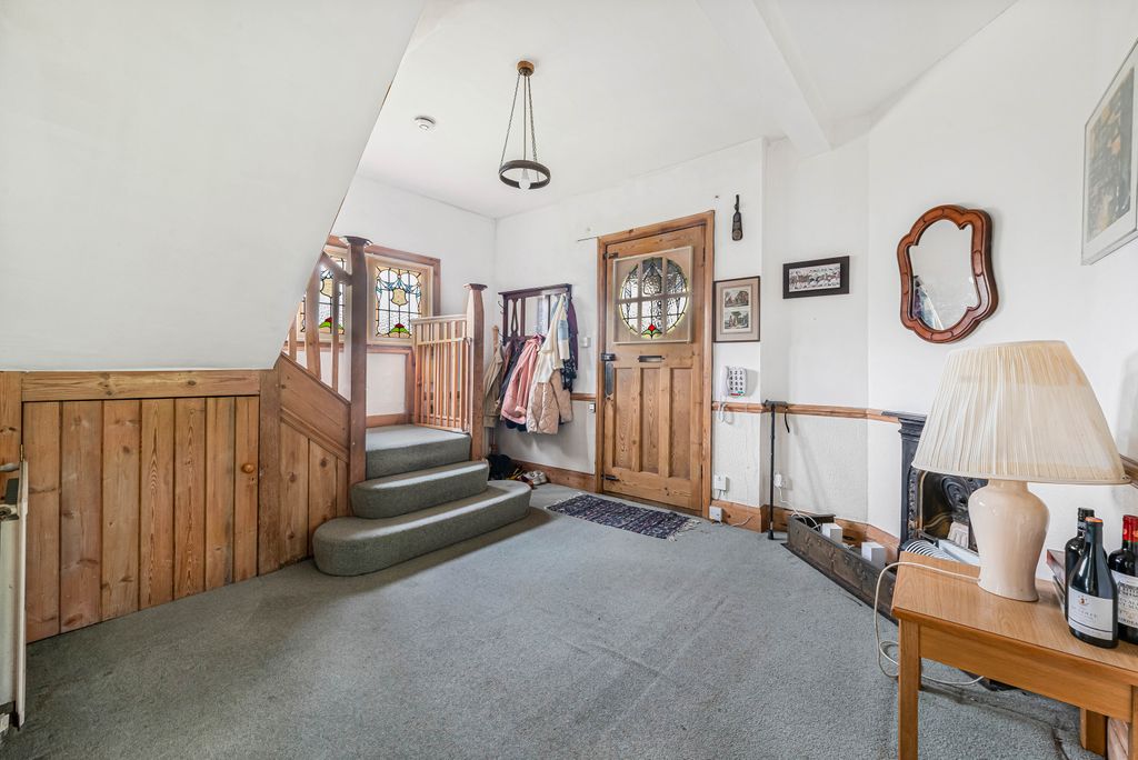 Property photo 2 of 25 5_77409