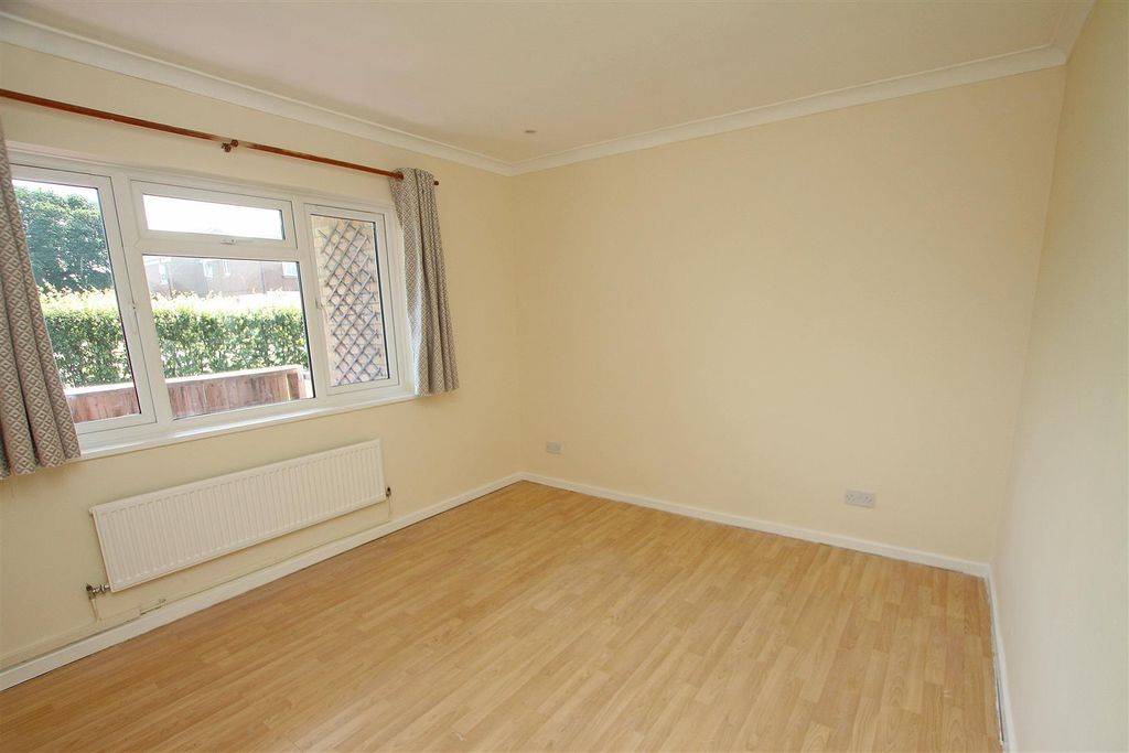Property photo 3 of 11 Bedroom One.Jpg