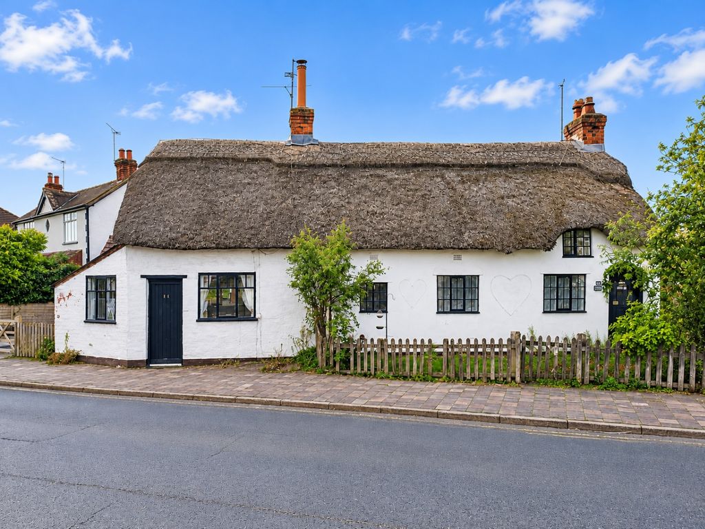 Property photo 1 of 12 5893851