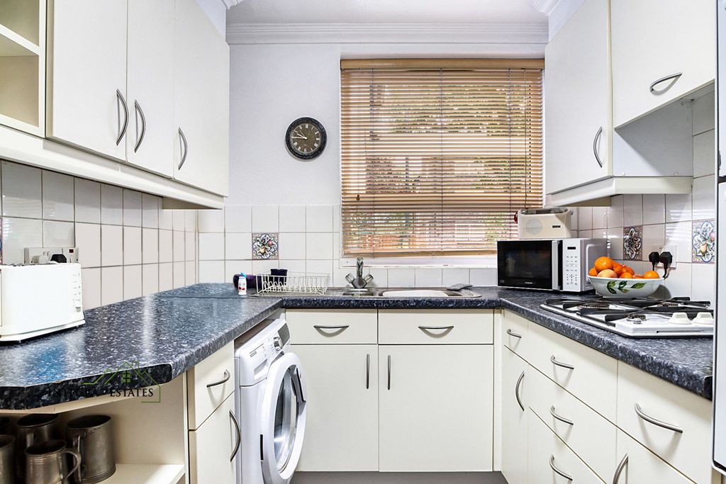 Property photo 3 of 20 Img_1560_Hdr-Min