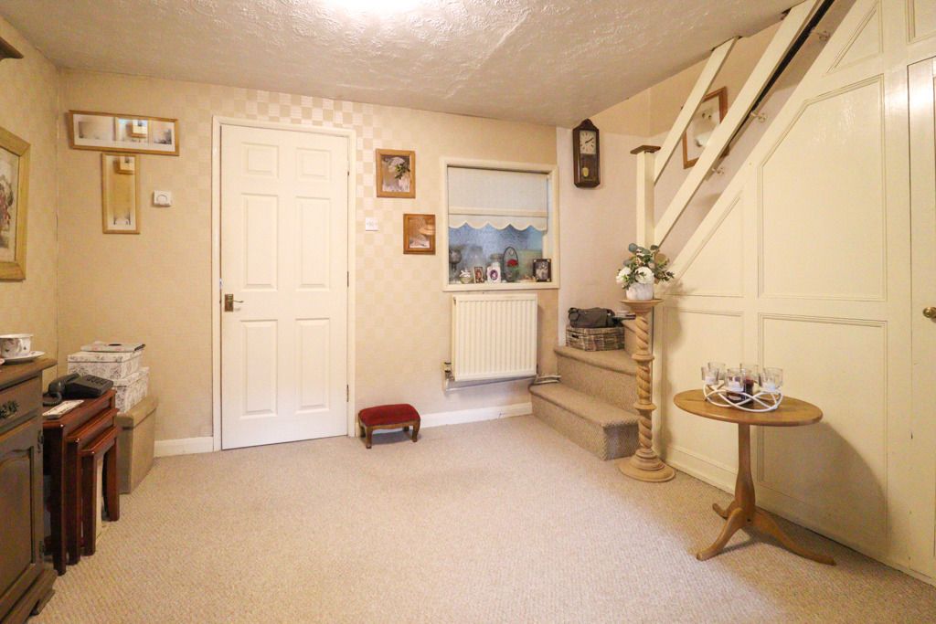 Property photo 3 of 17 5165603