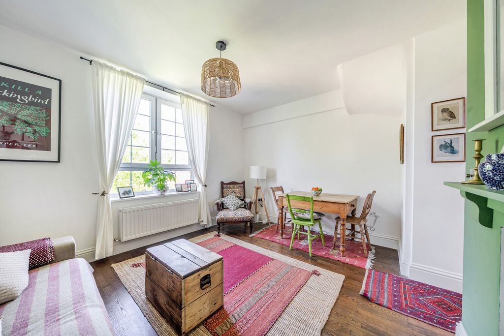 Property photo 2 of 18 1453968-13-69F498...