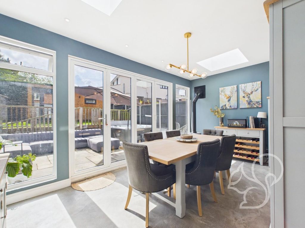 Property photo 3 of 34 Cam01659G0-Pr0405-Still011.Jpg