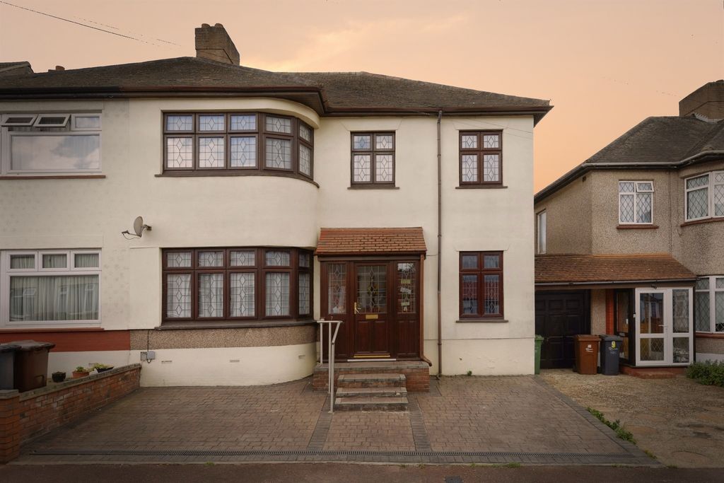 Property photo 1 of 22
