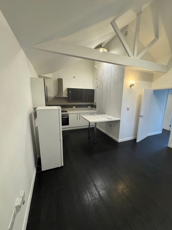 Property photo 2 of 15 Photo 7