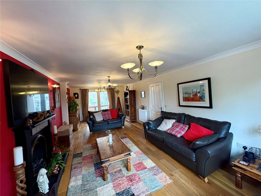 Property photo 3 of 26 Picture No. 09