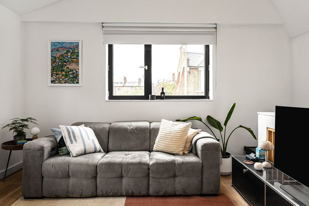 Property photo 3 of 14 Open Plan Living