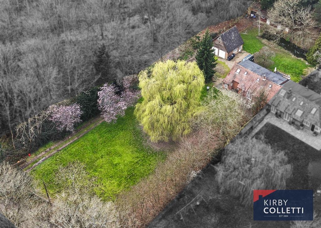 Property photo 3 of 33