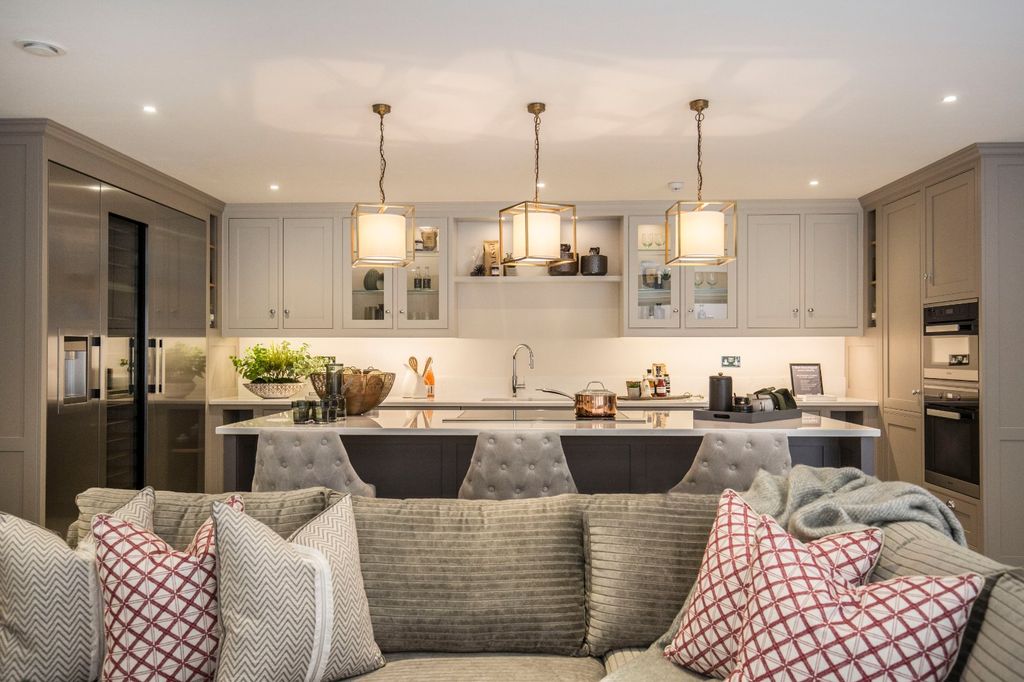Property photo 2 of 15 Open Plan Space
