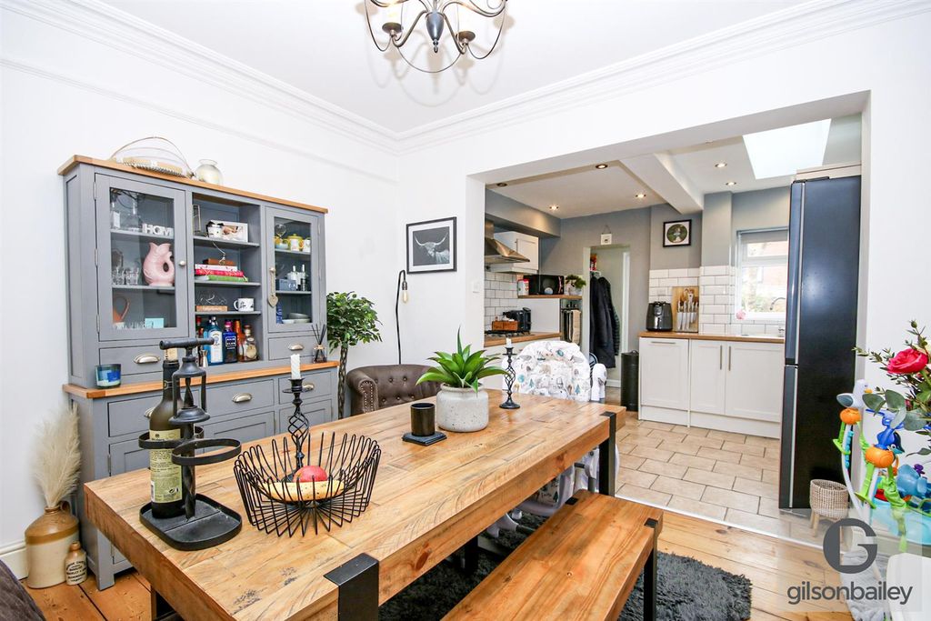 Property photo 3 of 18 18-Img_0182.Jpg