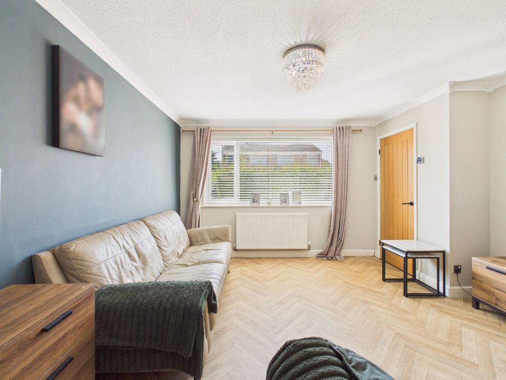 Property photo 2 of 10 5328423