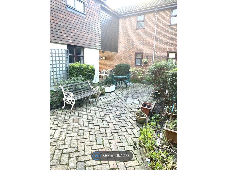 Property photo 3 of 11