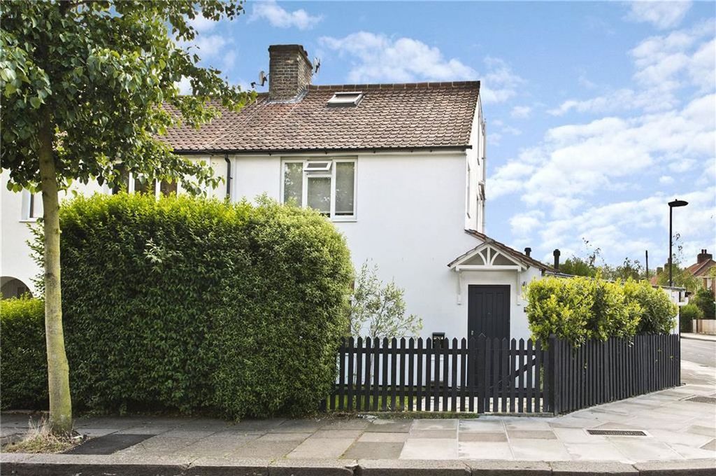Property photo 1 of 8