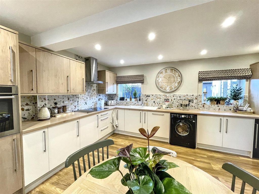 Property photo 3 of 24 Img_1616.Jpg