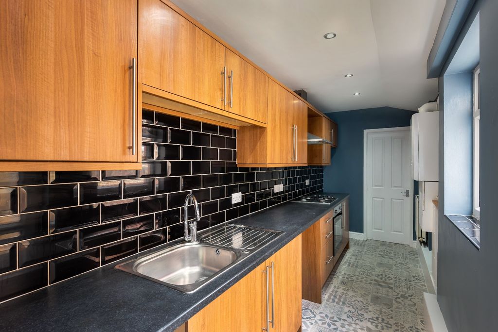 Property photo 3 of 10 0 General