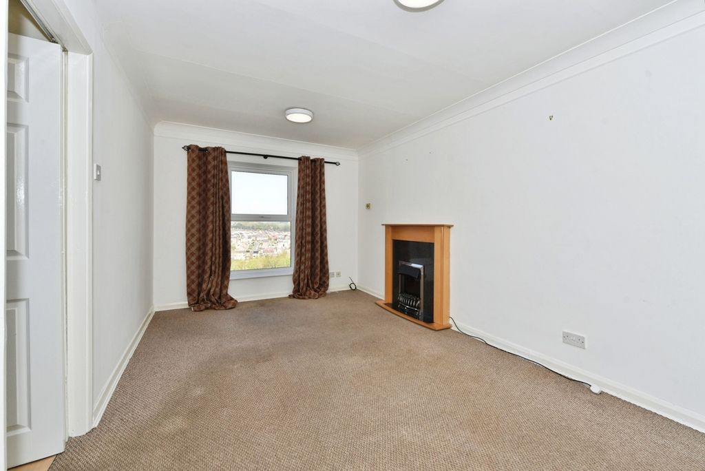 Property photo 2 of 14 Pbox-Img.Jpg