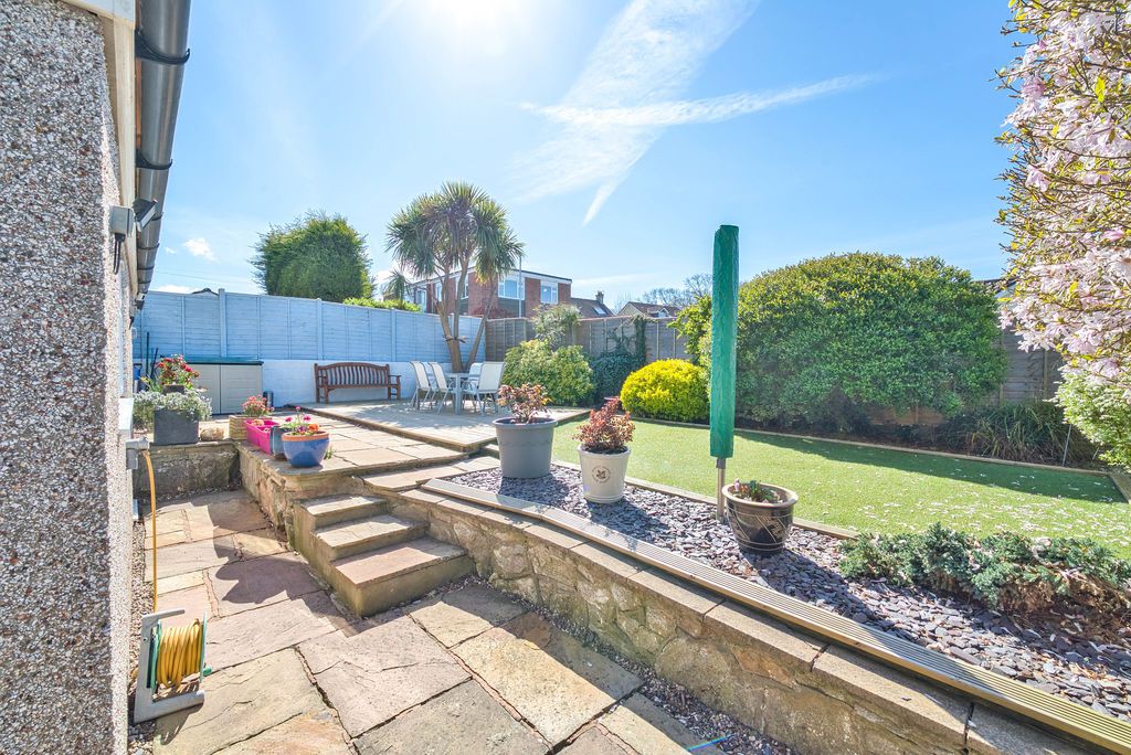 Property photo 2 of 29 Photo 3