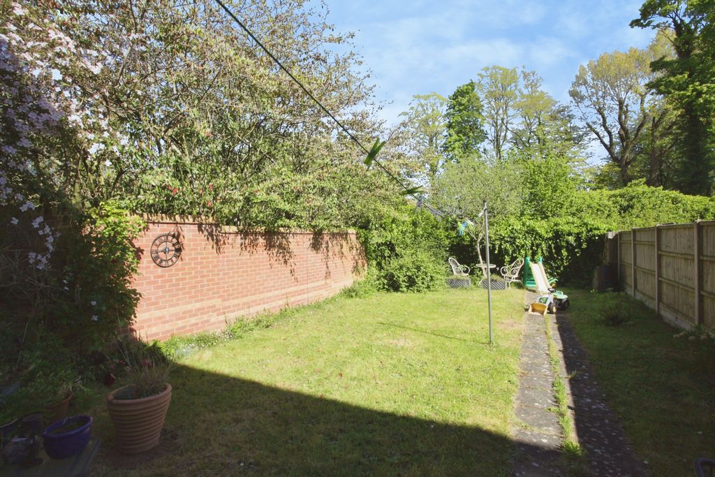 Property photo 3 of 15