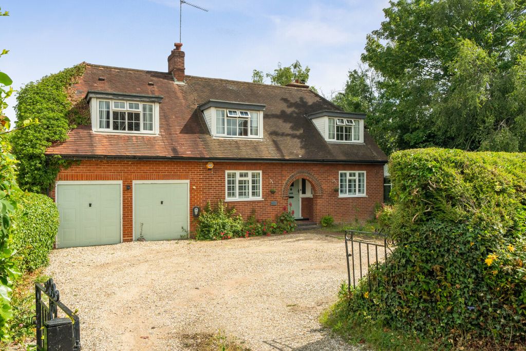 Property photo 2 of 22 Picture No. 28