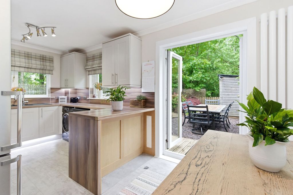 Additional image 6 of 3 bed semi-detached house for saleHarley Gardens, Bonnybridge FK4