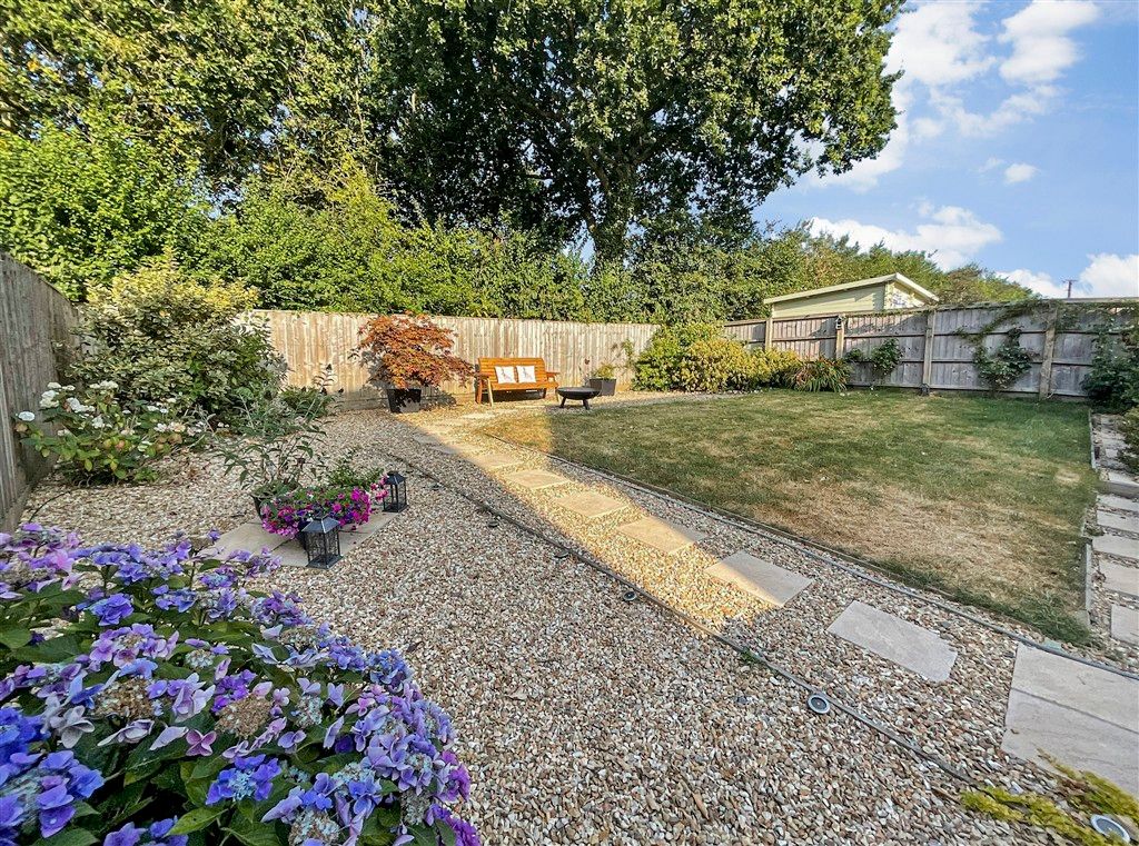 Property photo 1 of 14 Garden*